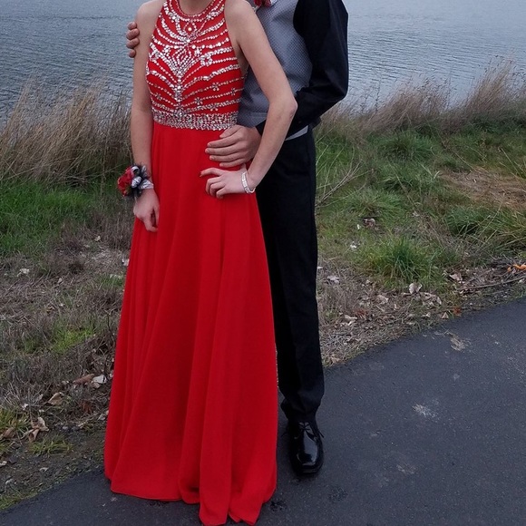 Prom - Picture 3 of 3